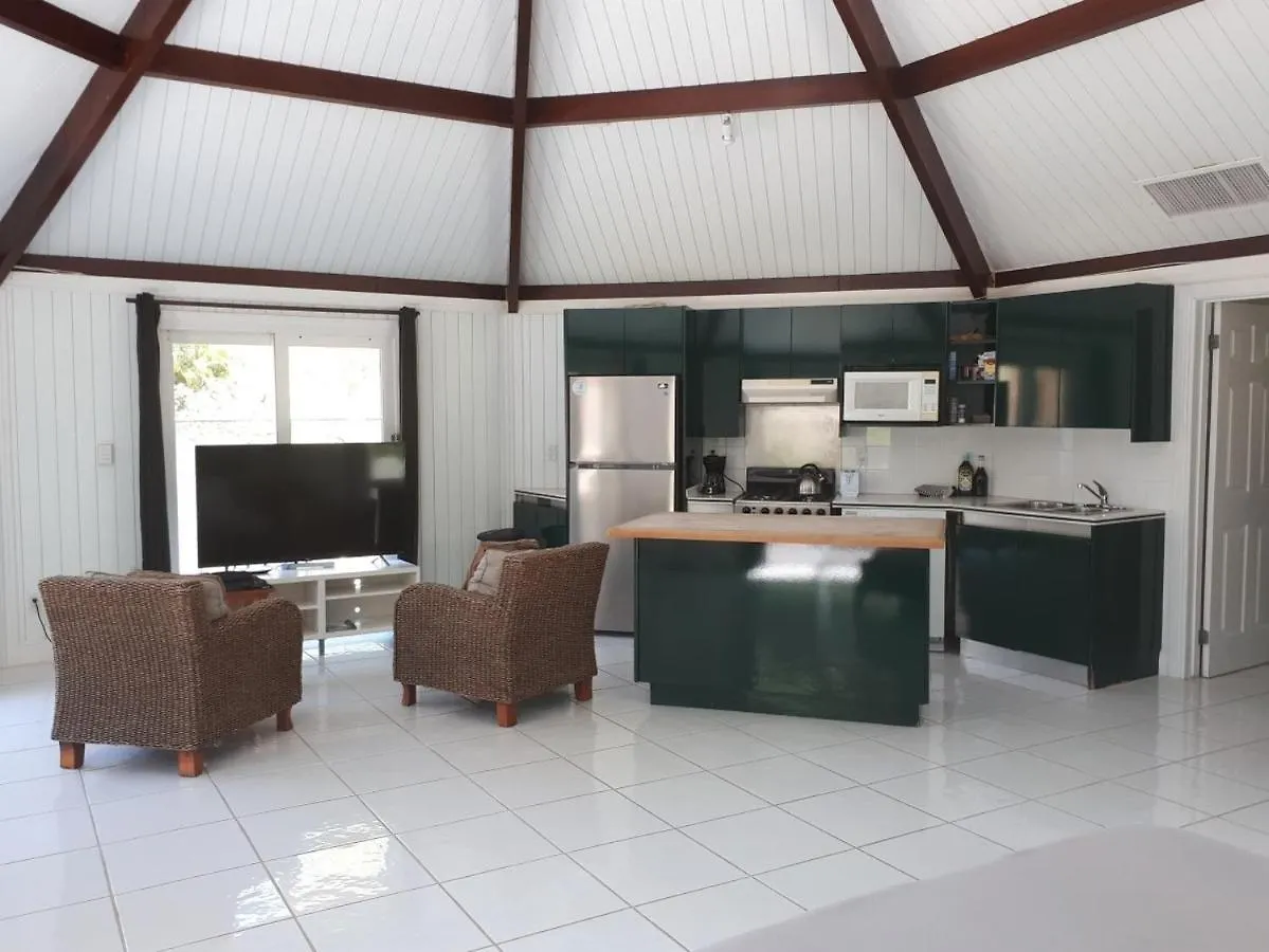 Private And Peaceful Cottage At The Beach Nassau